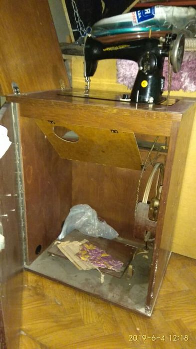 Швейная машинка