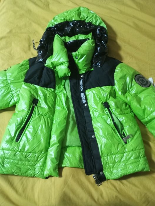 Куртка сотилади холати зор