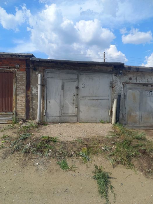 Продам гараж в 9 обществе