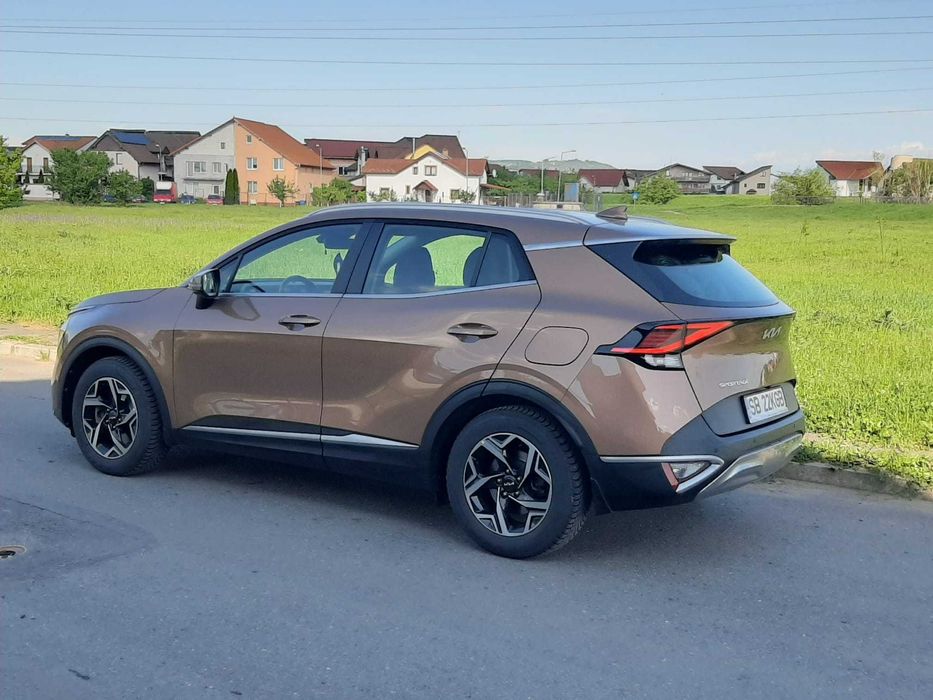 KIA Sportage 2022 — imagine 3