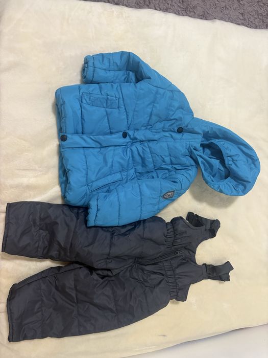 Бебешки гащеризон с яке