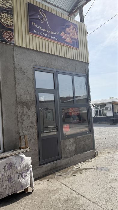Продам бутик на рынке Имам