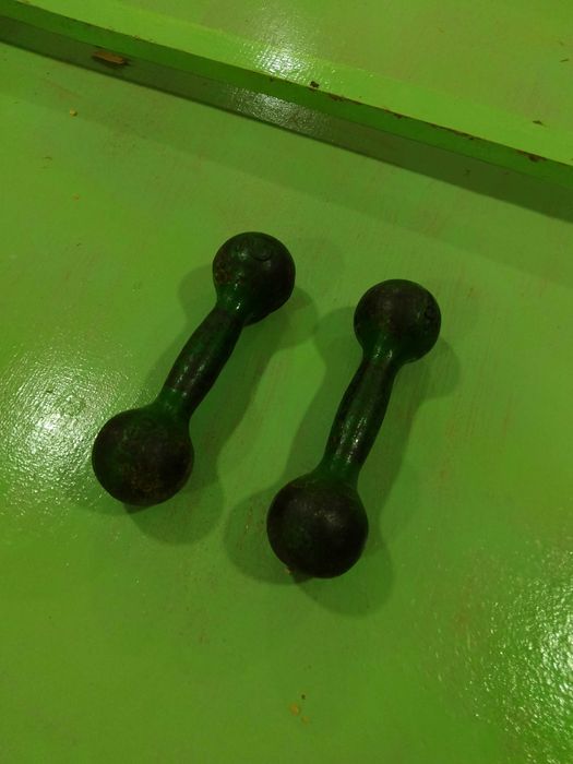 Гантели 2 шт. По 2 кг., производство ссср