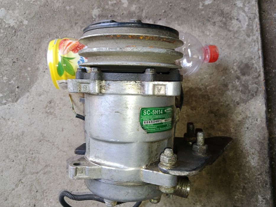 Компрессор на автомашину Уаз ,, ПАТРИОТ ""