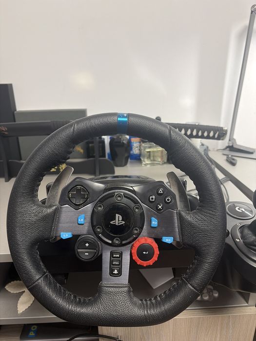 Volan Logitech G29 cu pedale + schimbator