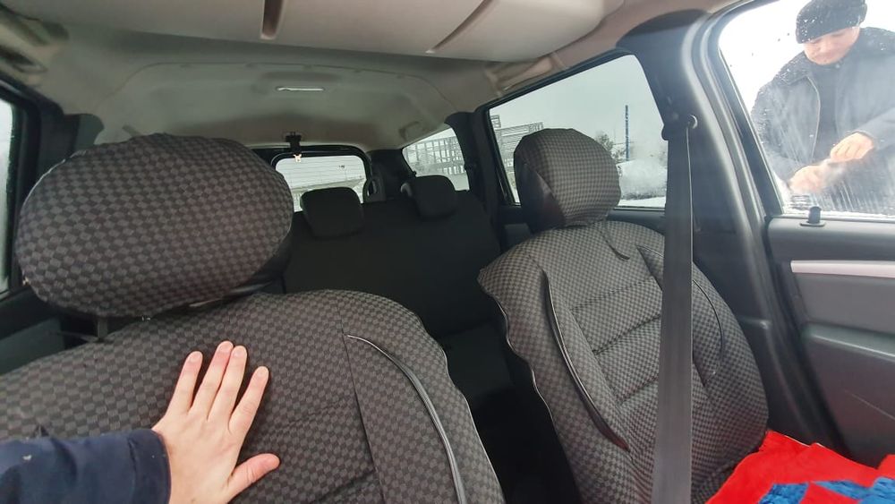 Срочно продам машину