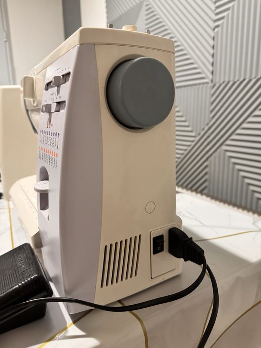 Швейная машина Janome 419S