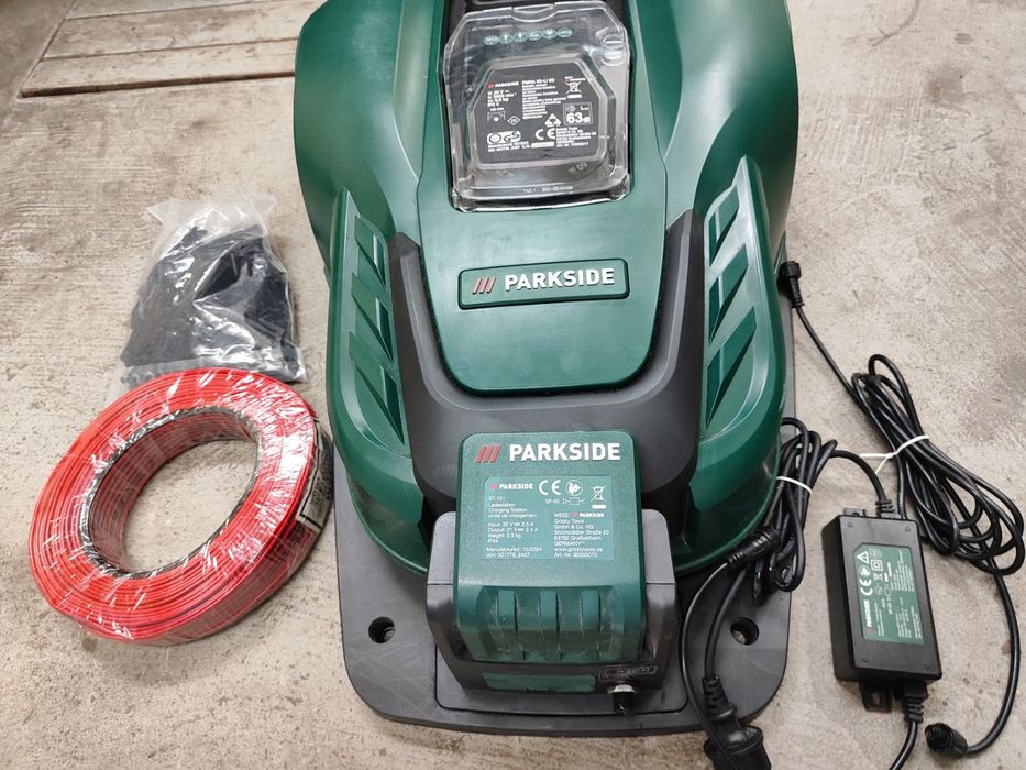 Робот косачка Parkside