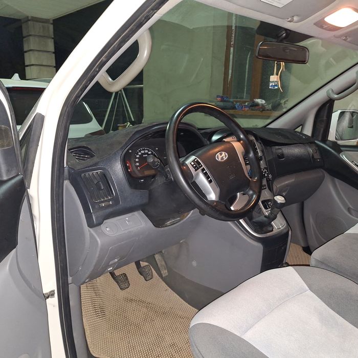 Hyundai H1 в идеальном состоянии