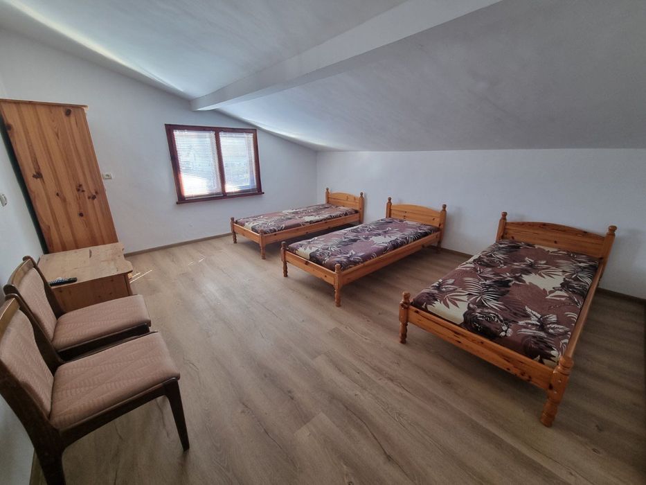 Дава се под наем Къща в Разлог - 77 кв.м за 1195.95 € - Снимка #9