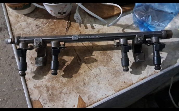 Продам двигатель, фарсунки на газель