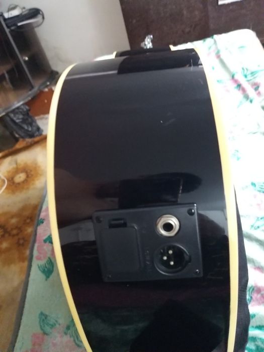 Akustik gitara razmer 41