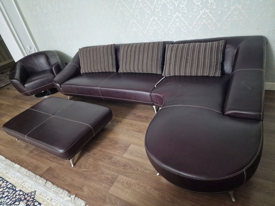 Диван продам продам
