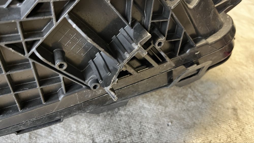 2 бро Ляв фар Mercedes B W247 2019-