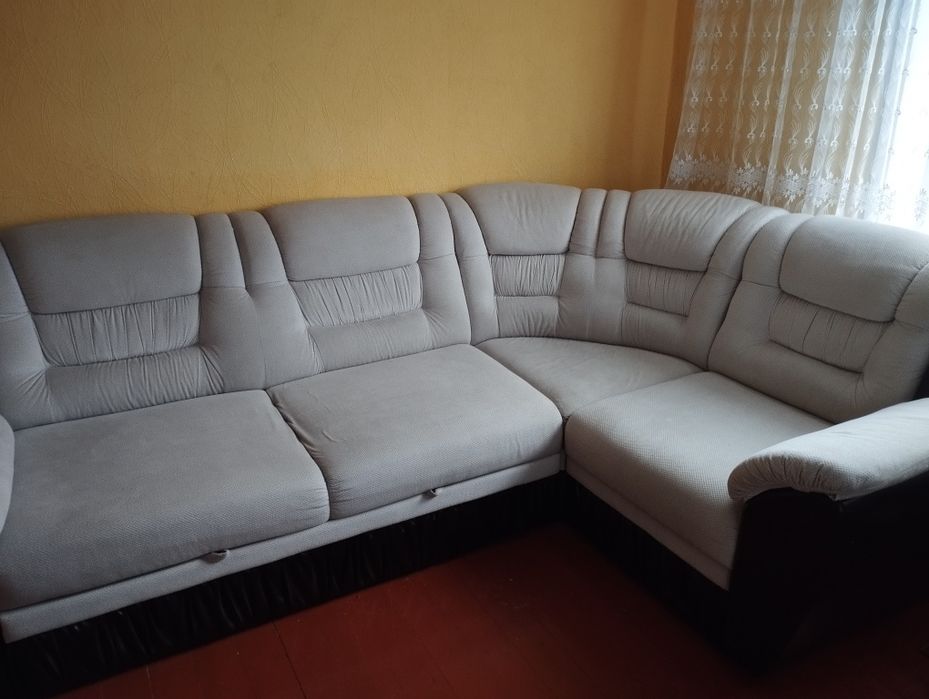 Продам мягкий угловой диван и кресло