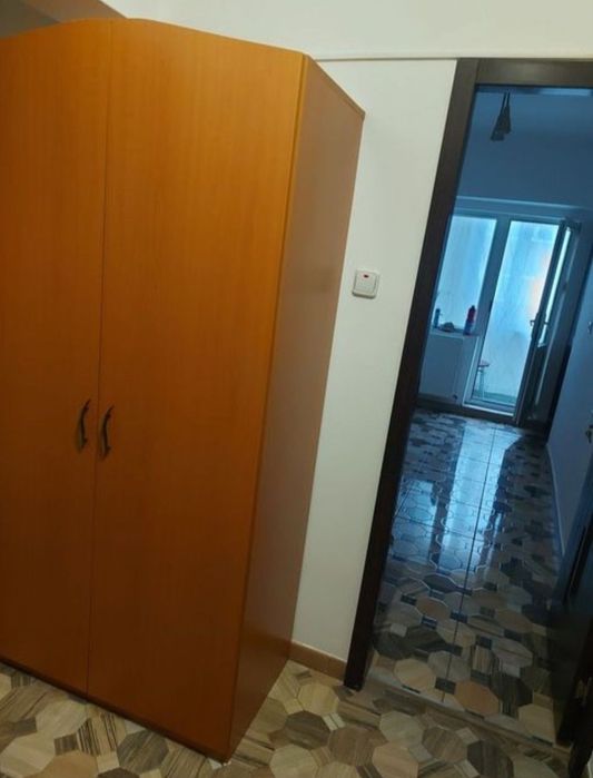 Ofer spre inchiriere apartament 2 camere zona centrală, et 2
