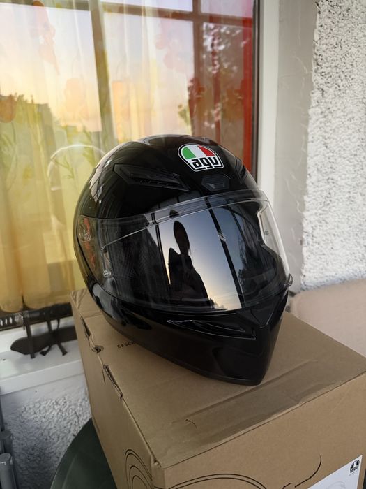 Каска AGV черен лак