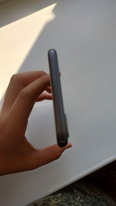 Продам iphone 8 plus