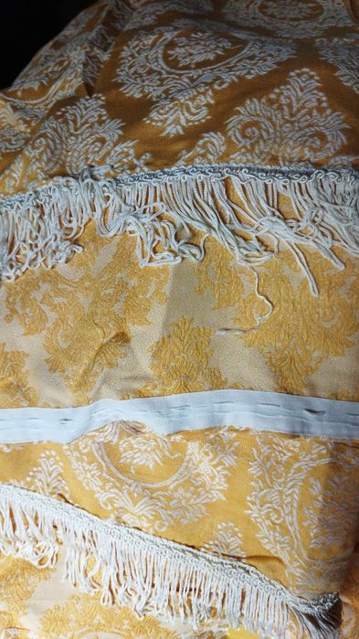 Шторы большие,плотные