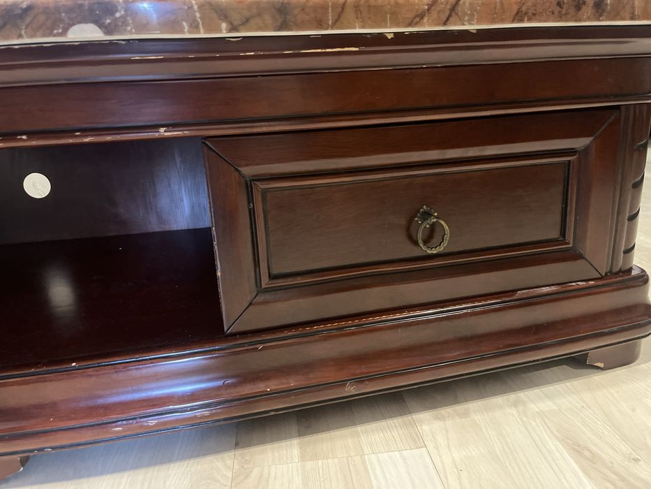 Тумба под телевизор