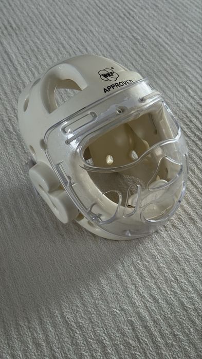 Шлем для каратэ-до