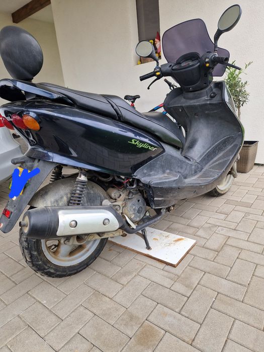 Vând scuter yamaha 125cc