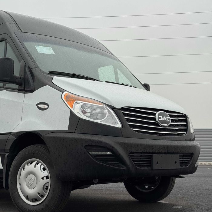 Jac Sunray 2026  nalichida