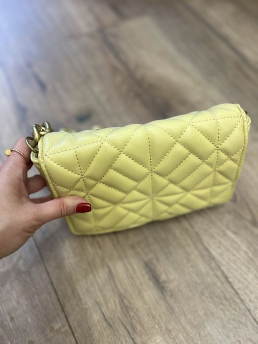 Сумка от бренда Zara