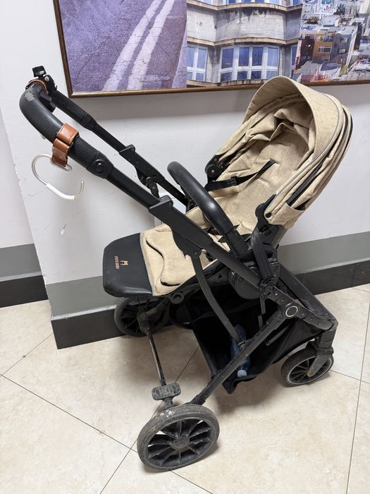 Продам детскую коляску