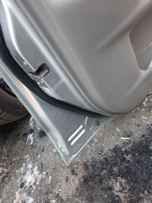 Двери мазда премаси