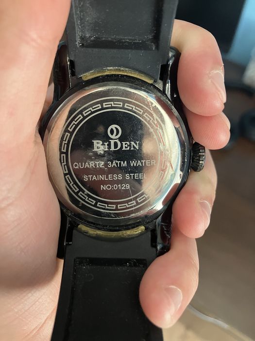 Мъжки часовник BiDen