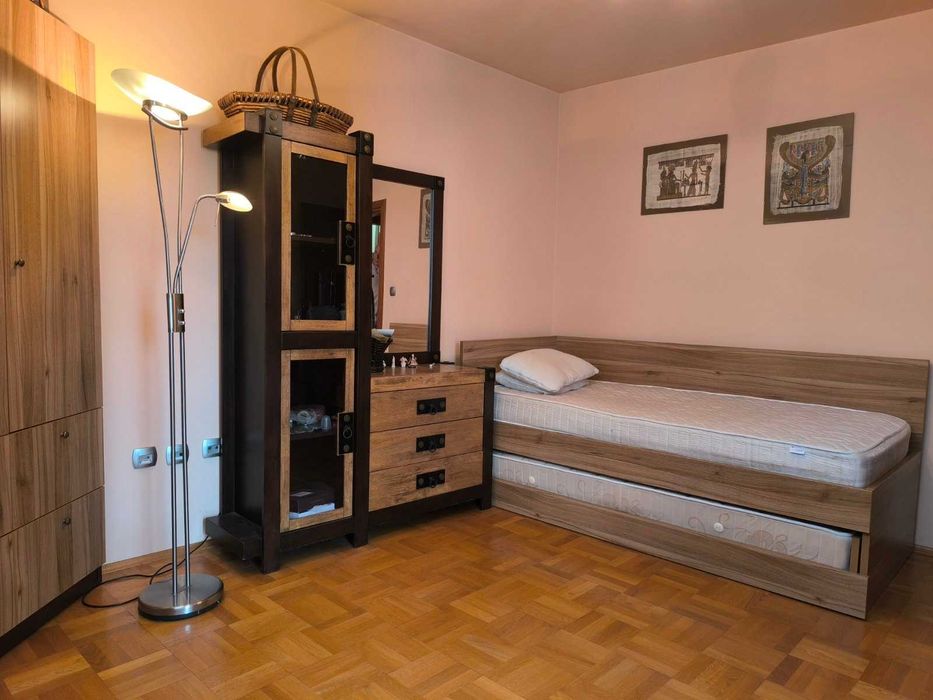 Дава се под наем Тристаен апартамент в Бургас, Лазур - 90 кв.м за 816 € - Снимка #9