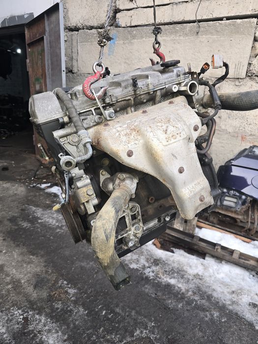 Двигатель мотор движок Мазда Кронос Cronos FS акпп стартер генератор