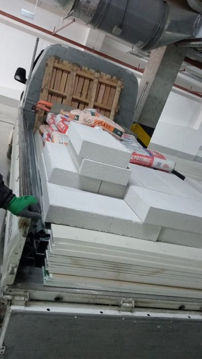 Грузчики крепкие