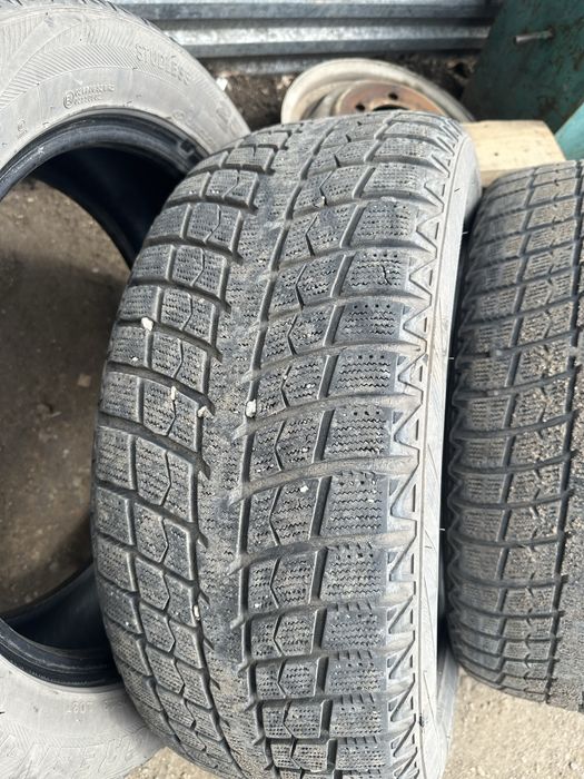 Продам шины зимние без шипов