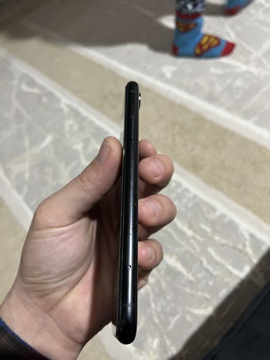 Айфон Хр емкость 79 без ремонта все в оригинале