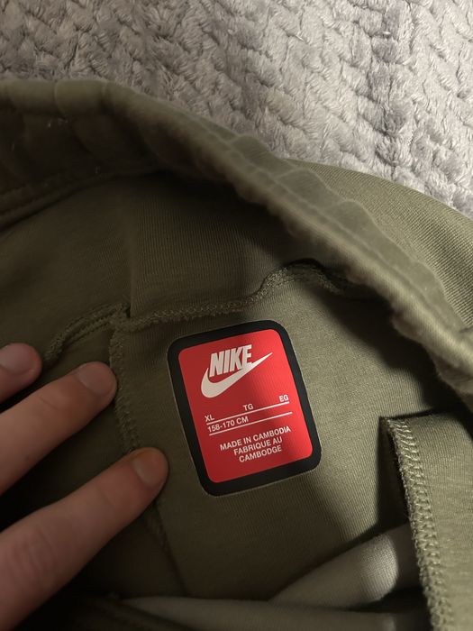 Pnataloni Nike Tech XL marime de copii