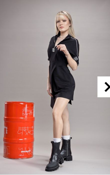 Спортна рокля Lucy