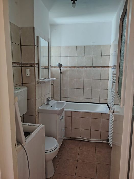 Inchiriez apartament 2 camere Cartierul Gheorgheni