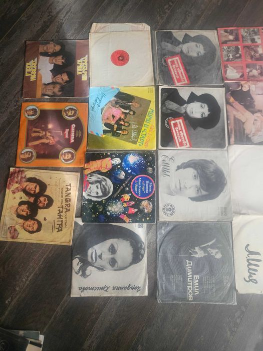 Продавам грамофонни плочи  мн. добро състояние/разнообразие