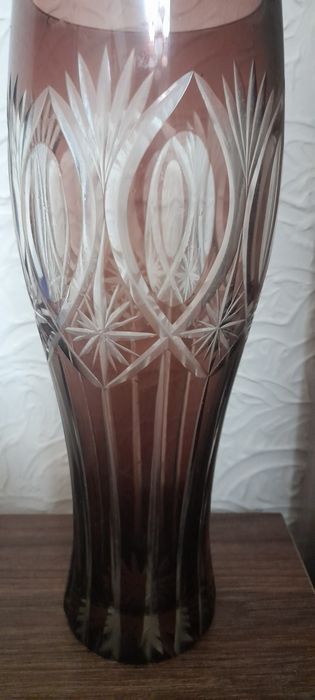 Продается ваза  хрустальная