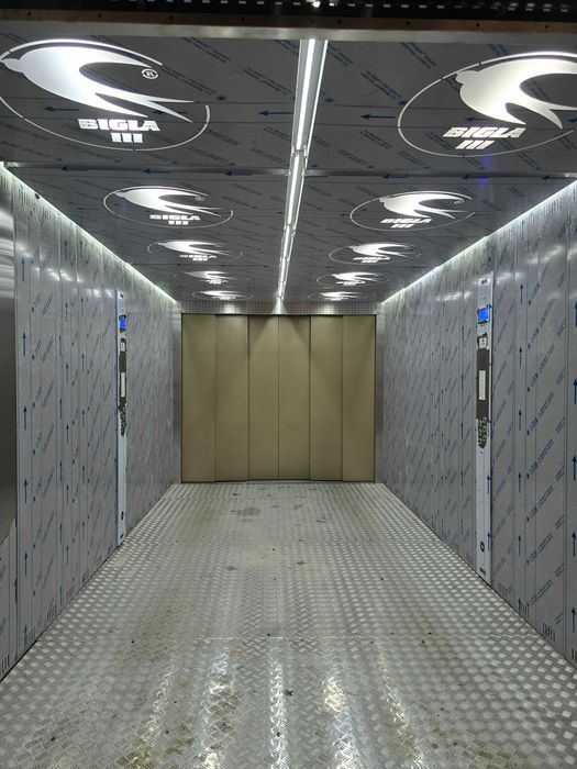 Дава се под наем Гараж / Паркомясто в София, Лозенец - 18 кв.м за 127.5 € - Снимка #2