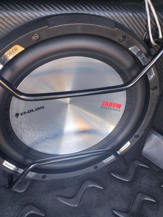 Продам сабвуфер 3600вт