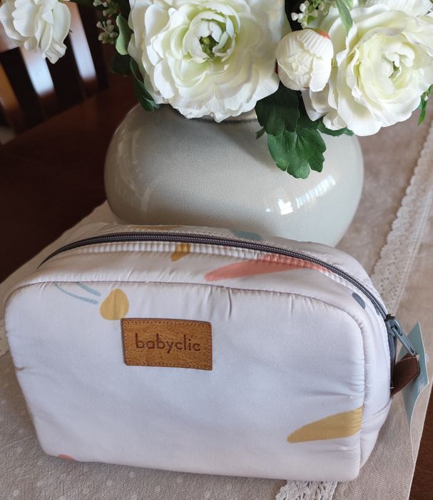 Babyclic бебешки чаршафи, чанта, несесер, възглавница против обръщане