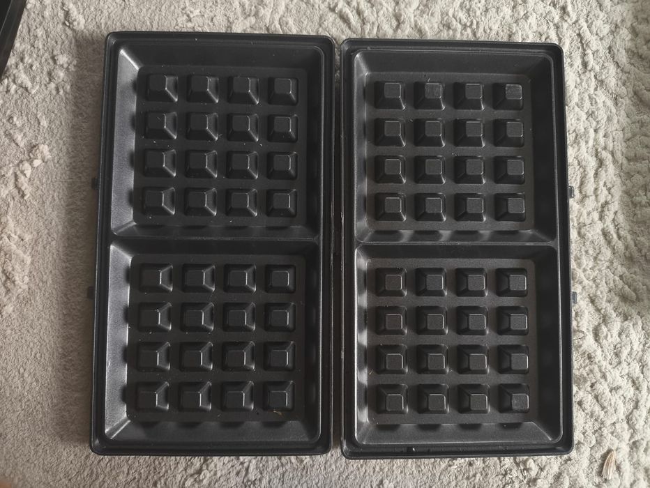 Вафельница-мультипекарня 3 в 1 Polaris Profi Baker