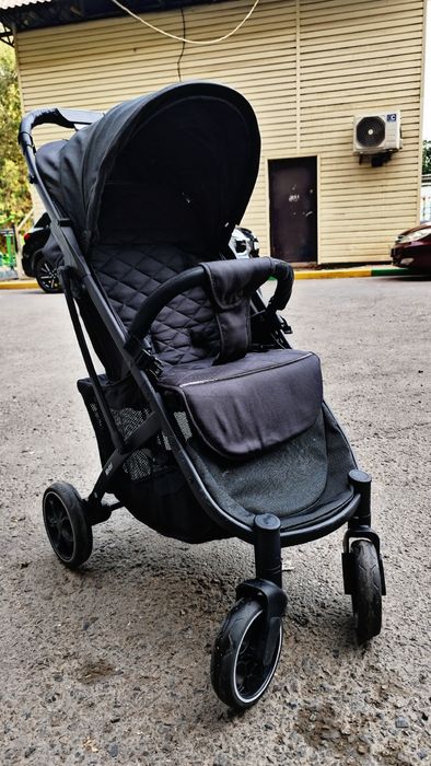 Коляска темно серая