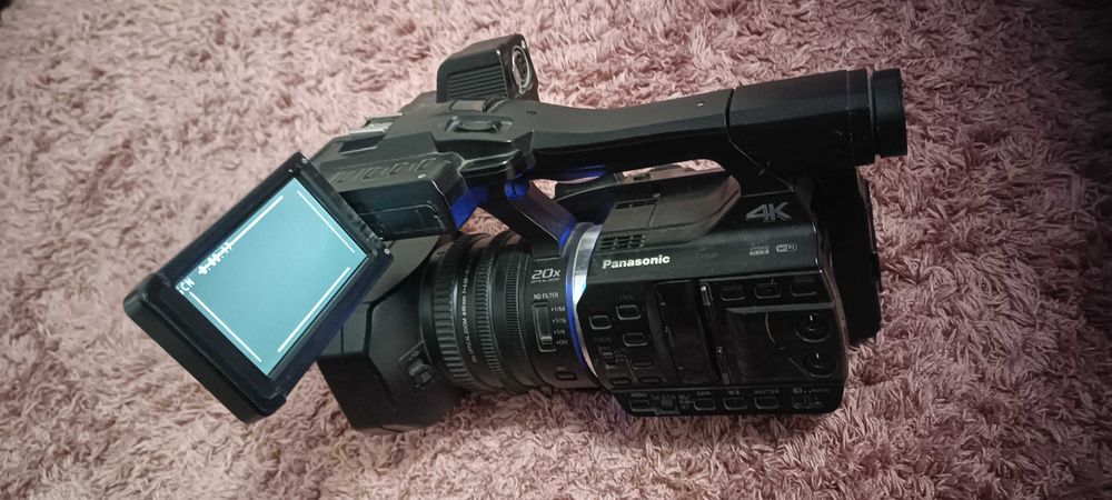 Panasonic HC-X1000 4K – 2 Acumulatori + Încărcător – Stare foarte bună
