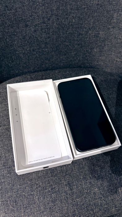 IPhone 13  128GB - тъмно син