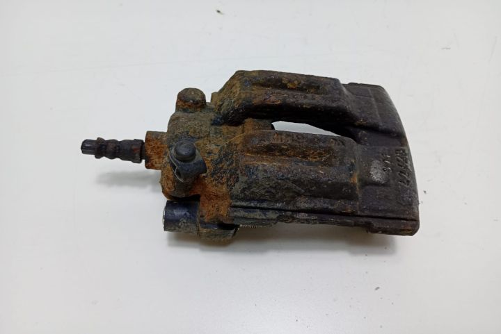 Etrier  dreapta spate x drive BMW Seria 3 E90/E91/E92/E93