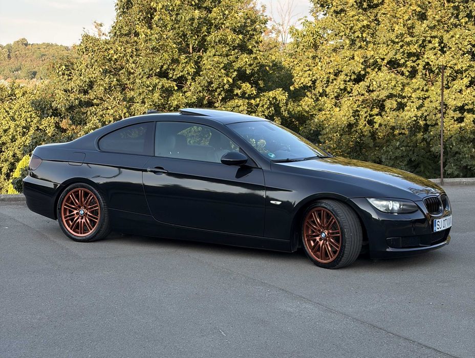 BMW 320d E92 Coupe 2010 Automat 177 CP Trapa Pachet M interior